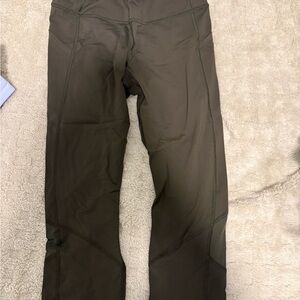 Lululemon cropped leggings - size 8
